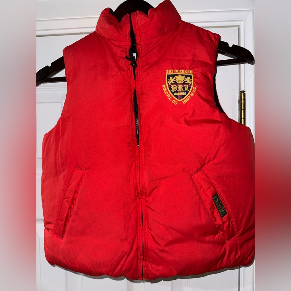 RALPH LAUREN POLO, REVERSIBLE RED/BLACK, BOY’S DOWN WINTER/SKI VEST    Size: 6/8